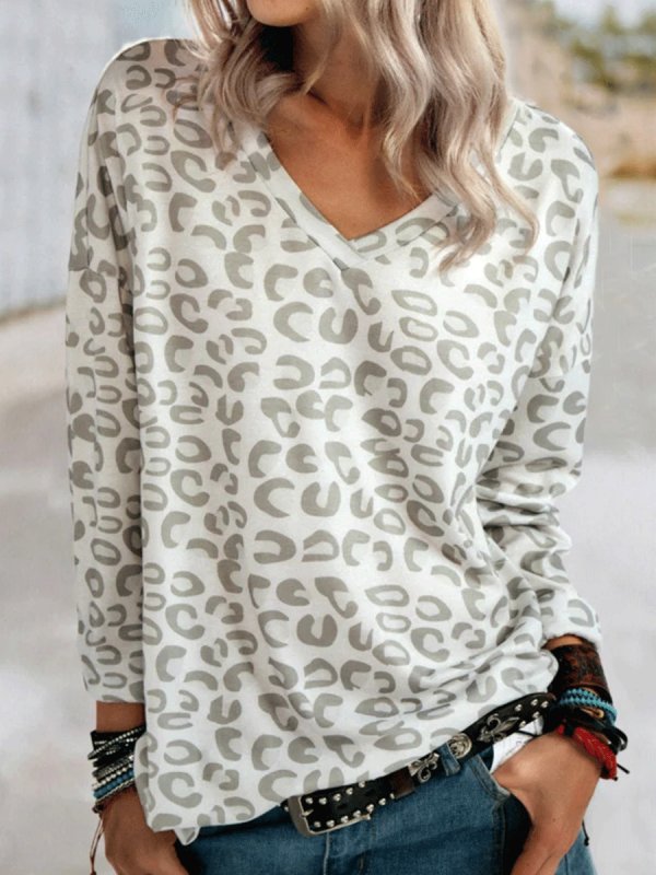 

Leopard Print V-neck Long Sleeve T-shirt