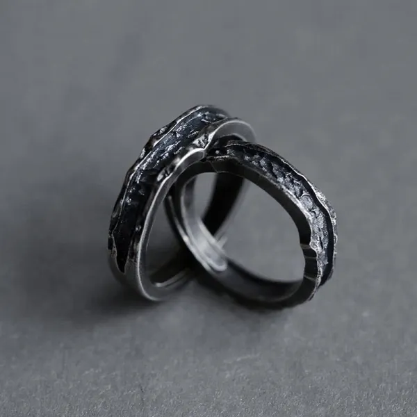 Vintage Distressed Abyss Ring - Villagenice.com 