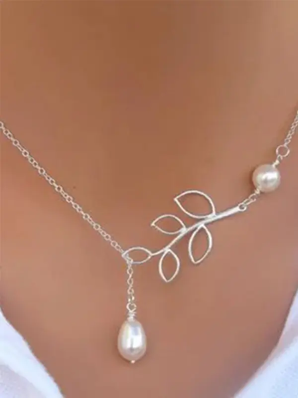New Chic Fashion Vintage Leaf Pearl Necklaces - Ootdmw.com 
