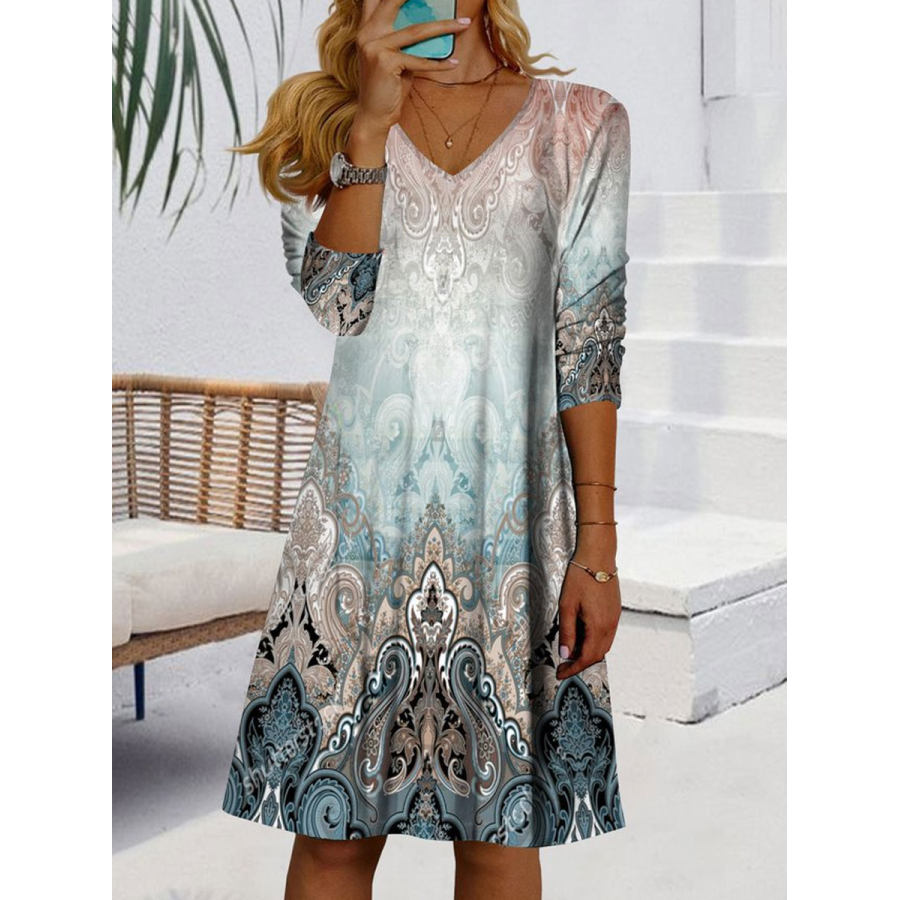

V-neck Casual Loose Vintage Print Long Sleeve Short Dress