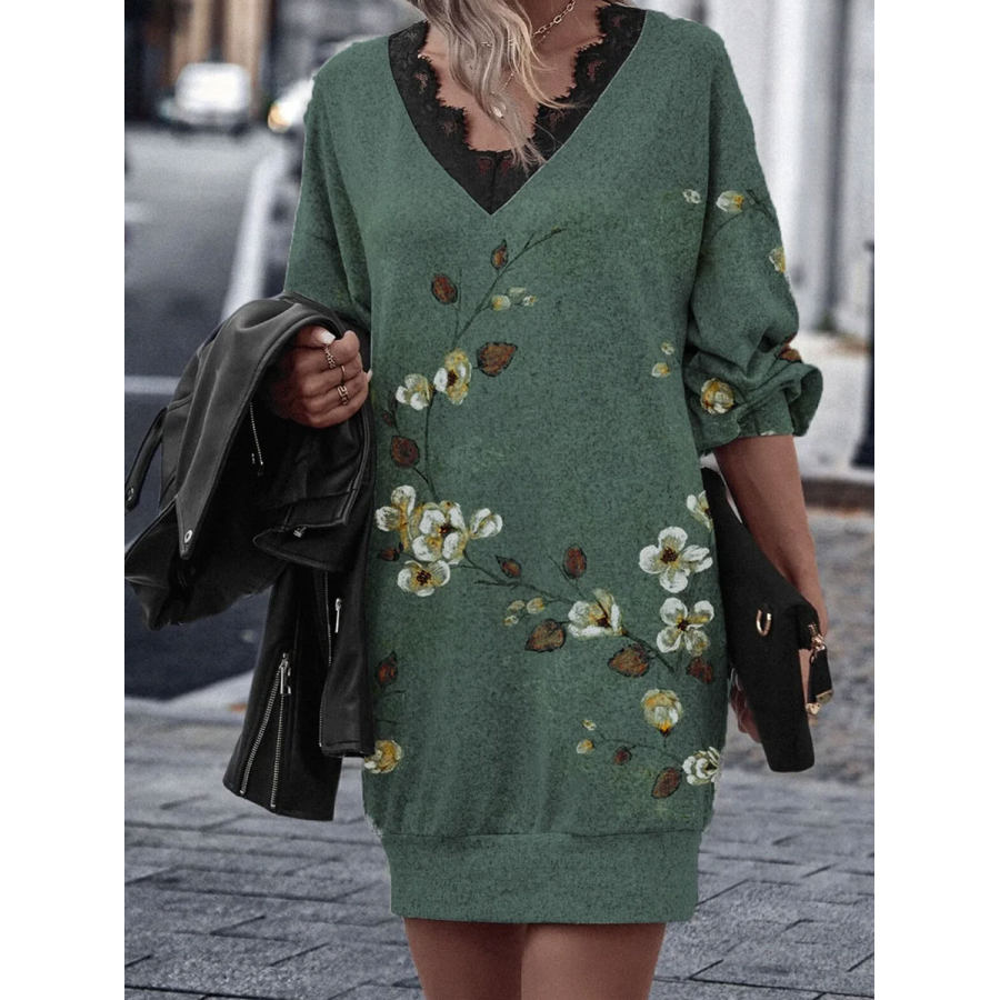 

V-neck Lace Panel Casual Loose Floral Print Short Dress