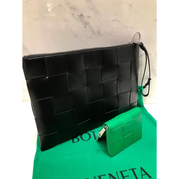 ‼ ️To Be Honest, If You Or Your Significant Other Need A Clutch Bag😎This Must-have, Classic And Fashionable[ Good] Recommended Index: ⭐️⭐️⭐️⭐️ - Godeskplus.com 